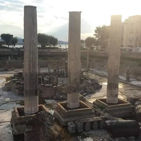 Domus Flavia פוזולי