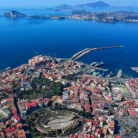 Holiday home Domus Flavia Pozzuoli